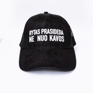 Kepurė „Rytas prasideda ne nuo kavos”